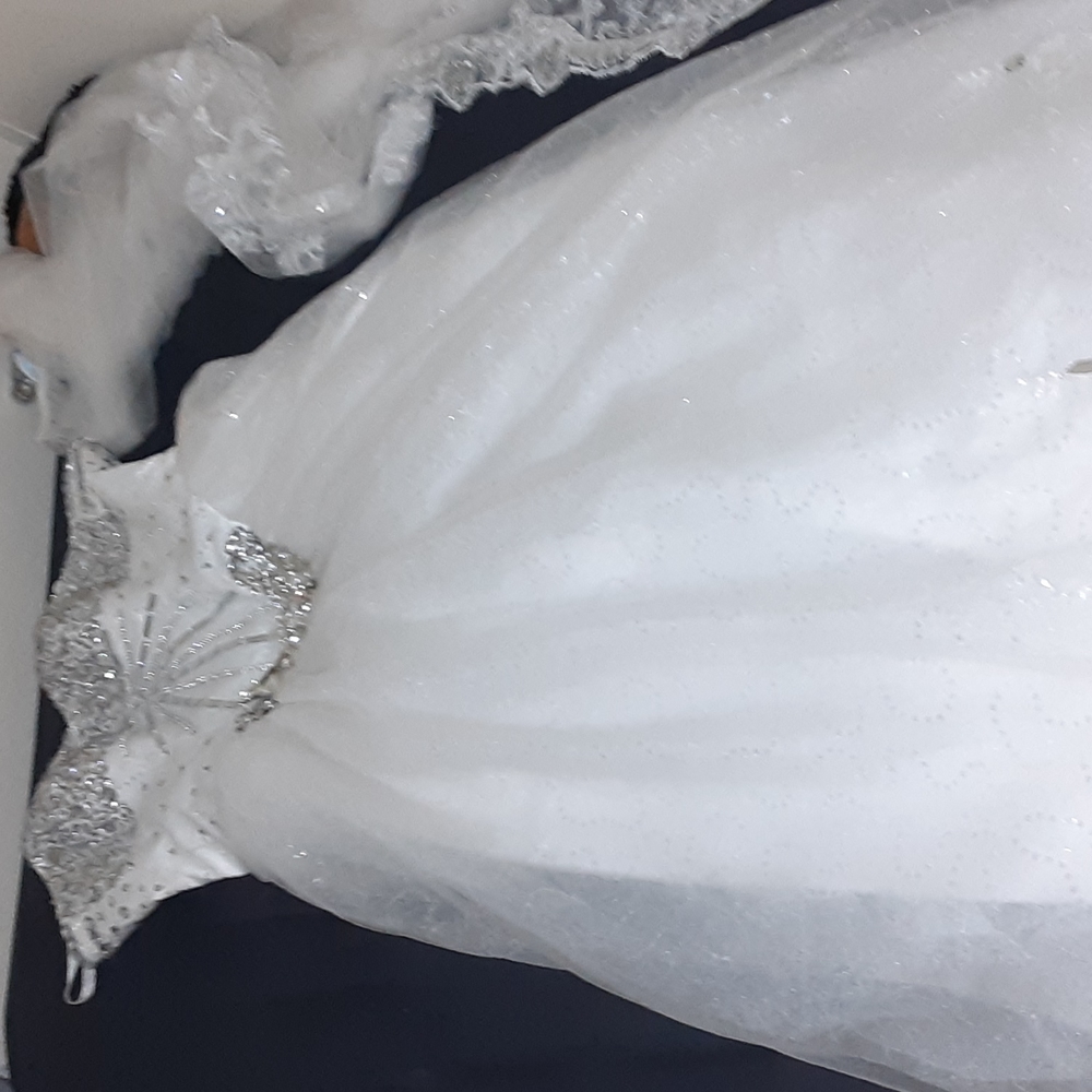 Wedding dress